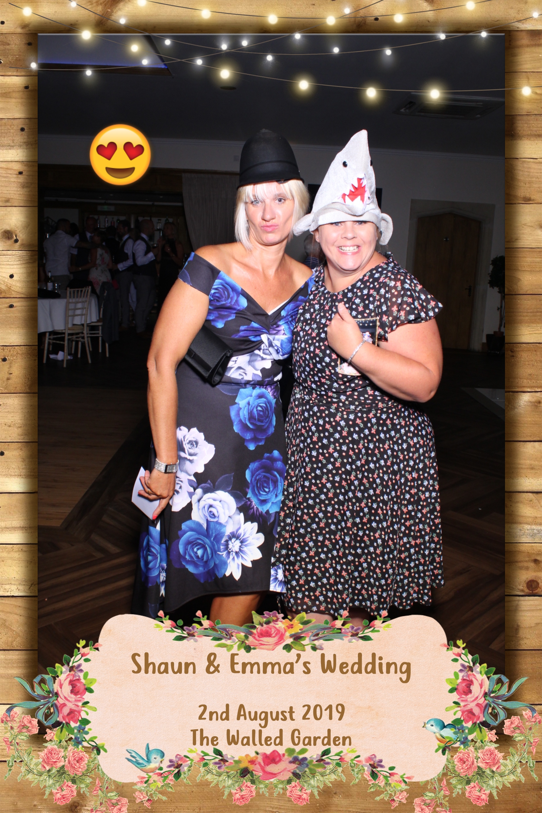 Shaun and Emma's Wedding | View more photos from the event at images.mobile-photo-booth.com/u/MobilePhotoBoothUK/Shaun-and-Emmas-Wedding